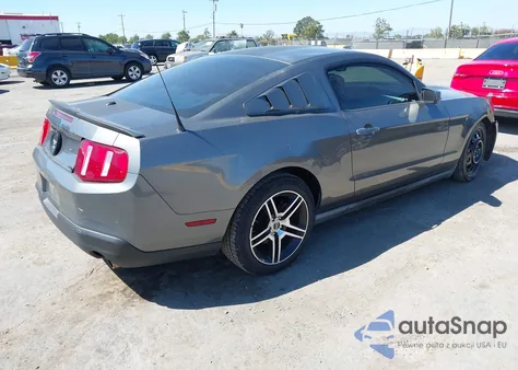 2010 Ford Mustang V6/V6 Premium из США, поврежденный, VIN 1ZVBP8AN6A5138415
